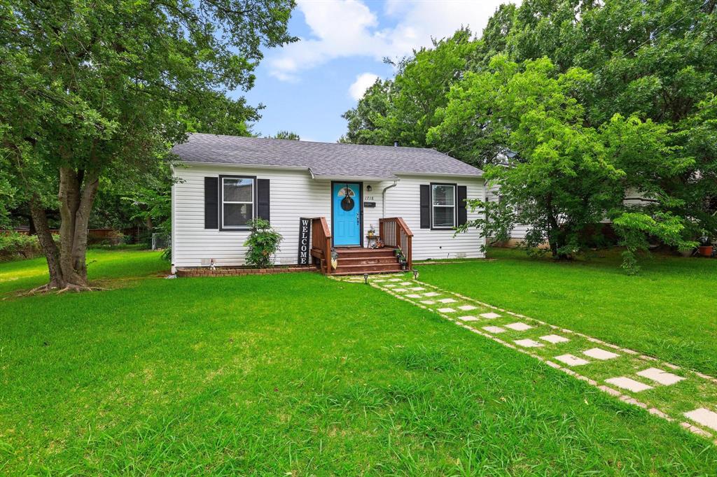 1718 N Shannon Street Property Photo 1