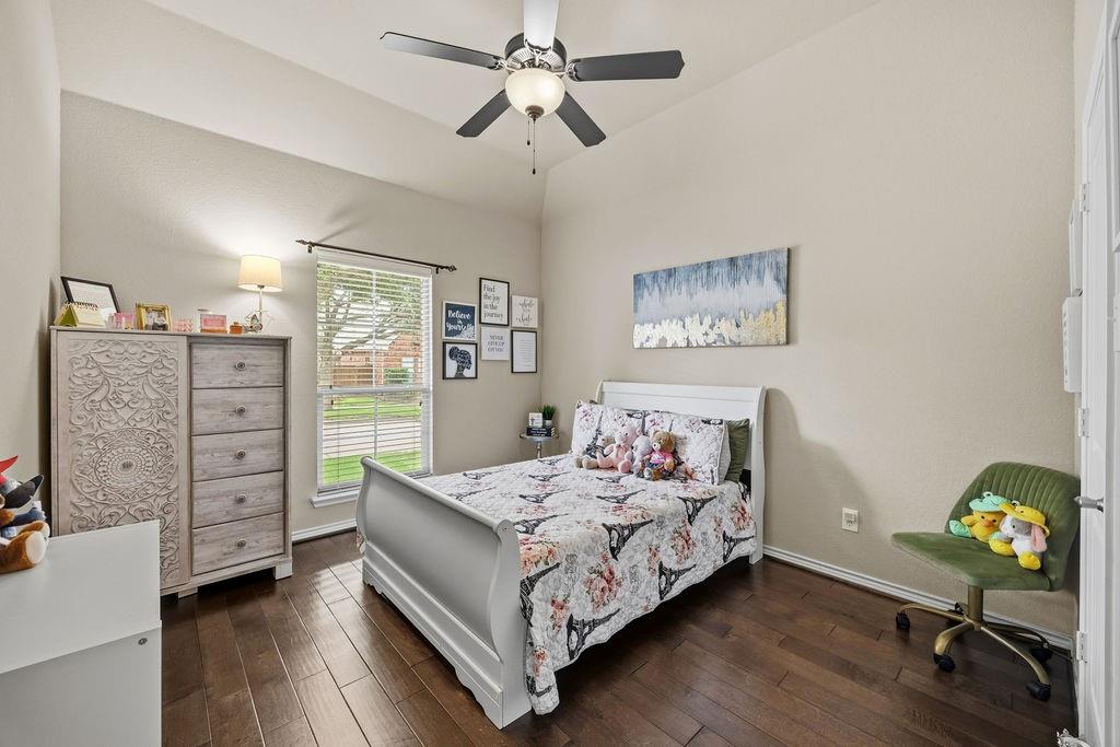 10216 Boyton Canyon Road Property Photo 13