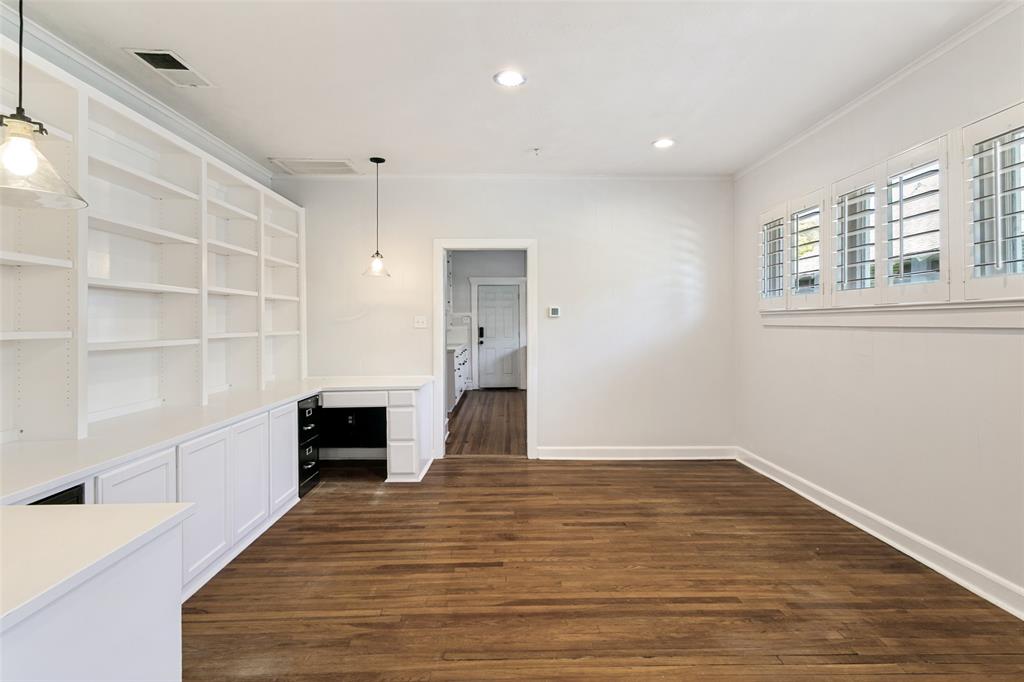 2004 Fairmount Avenue Property Photo 7