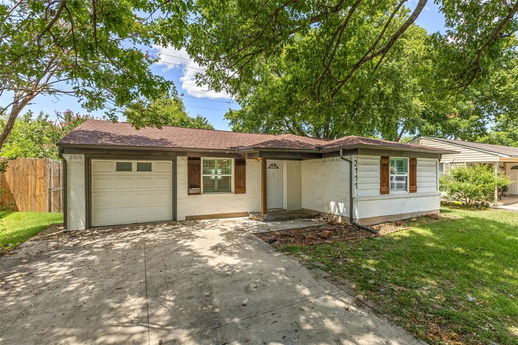 2111 El Capitan Drive Property Photo 2