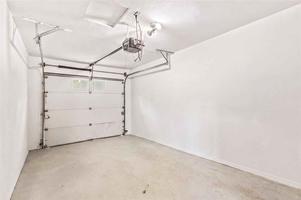 2111 El Capitan Drive Property Photo 14