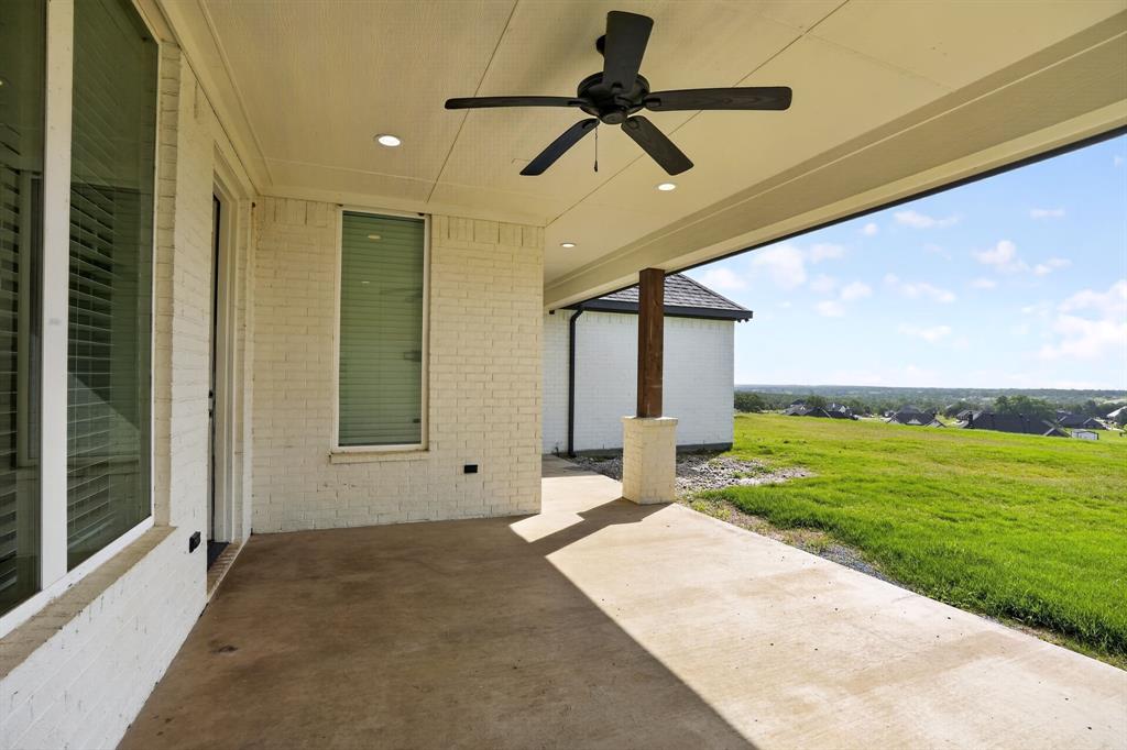 1040 Agnes Property Photo 37