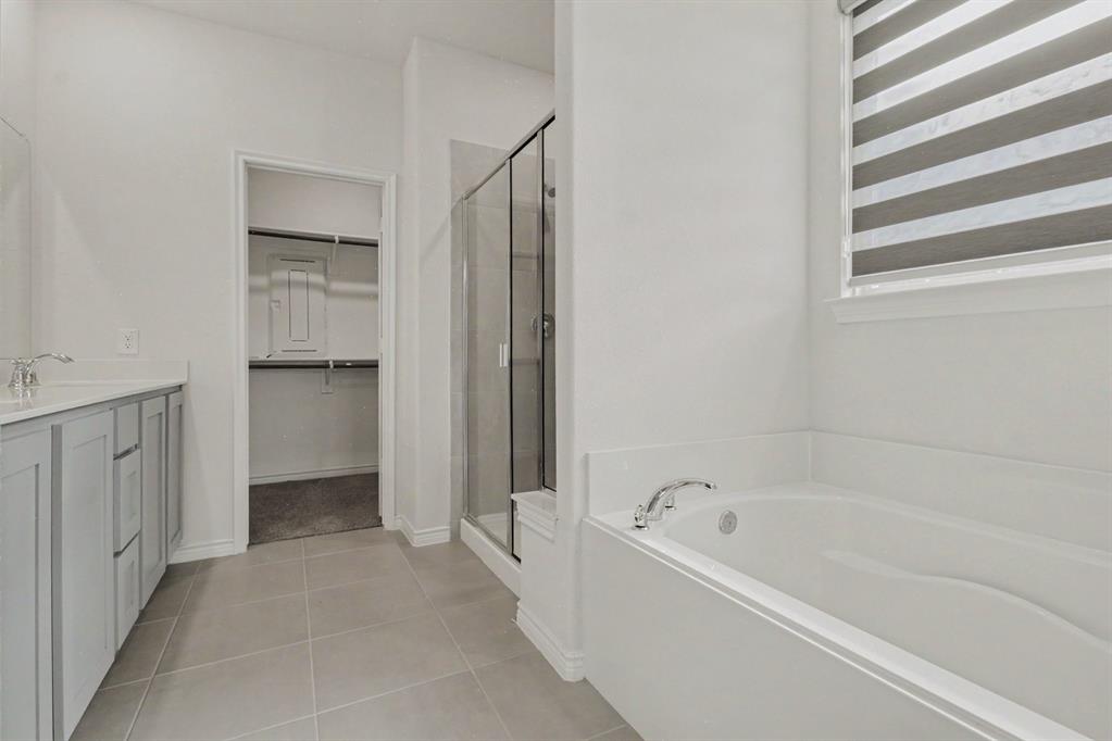 2209 Sue Ellen Street Property Photo 27
