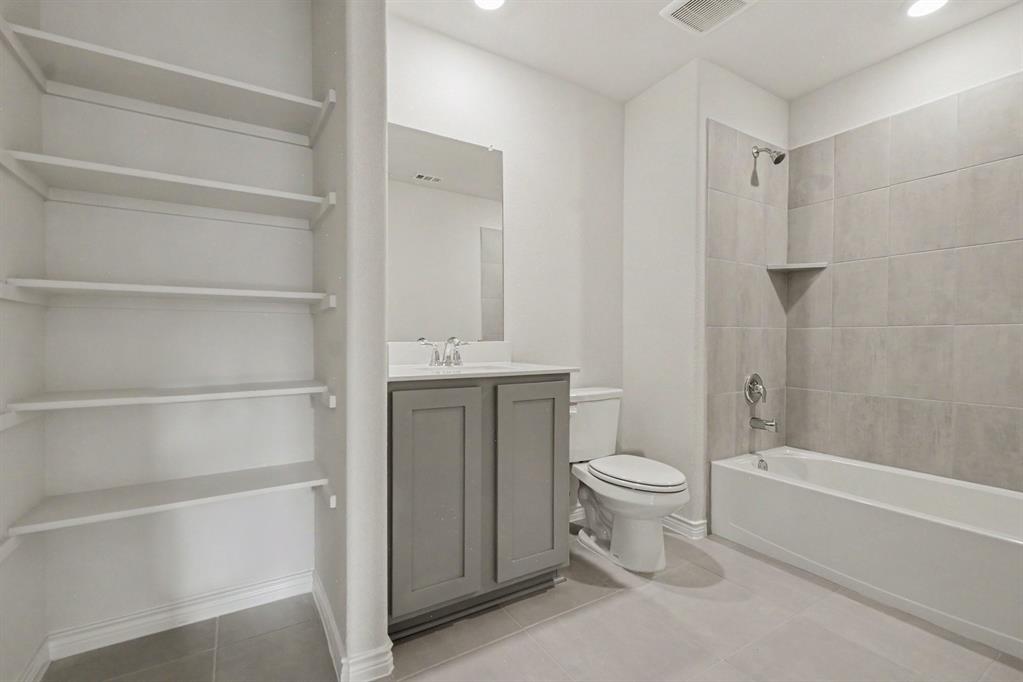 2209 Sue Ellen Street Property Photo 29