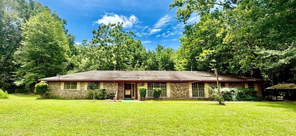 257 Bacle Road Property Photo 2