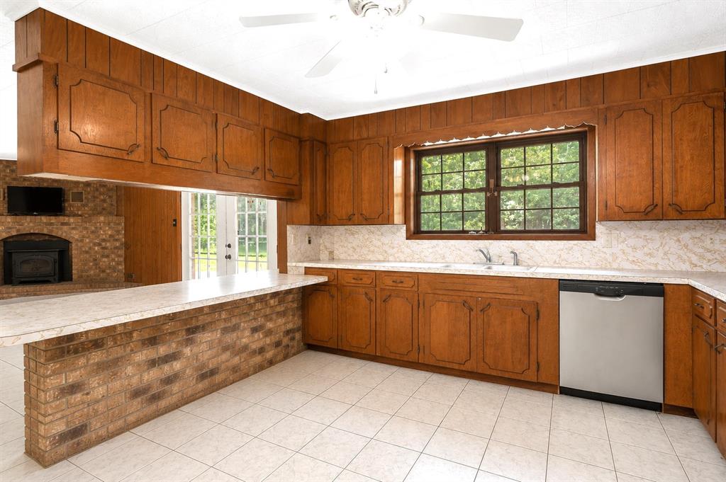 257 Bacle Road Property Photo 38