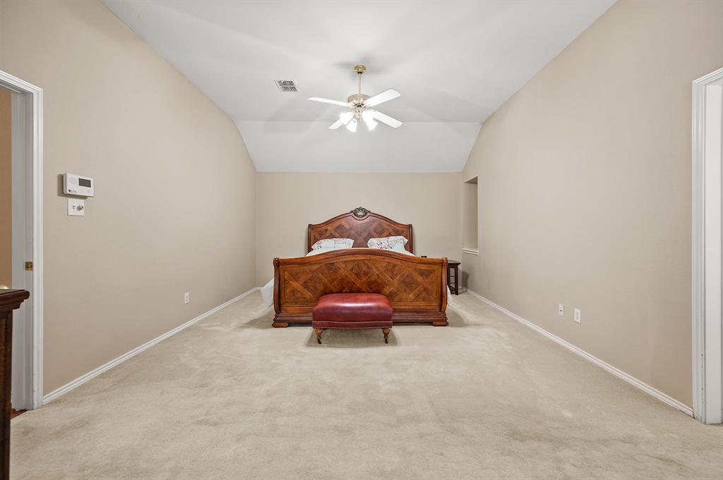 926 Creekbend Drive Property Photo 20