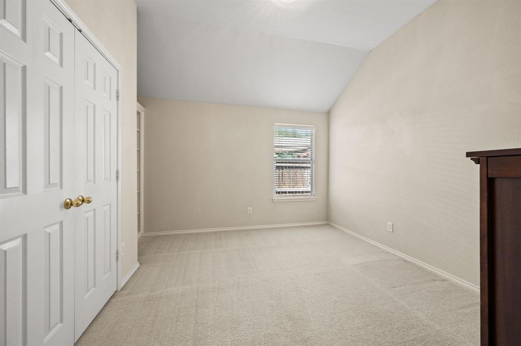 926 Creekbend Drive Property Photo 27