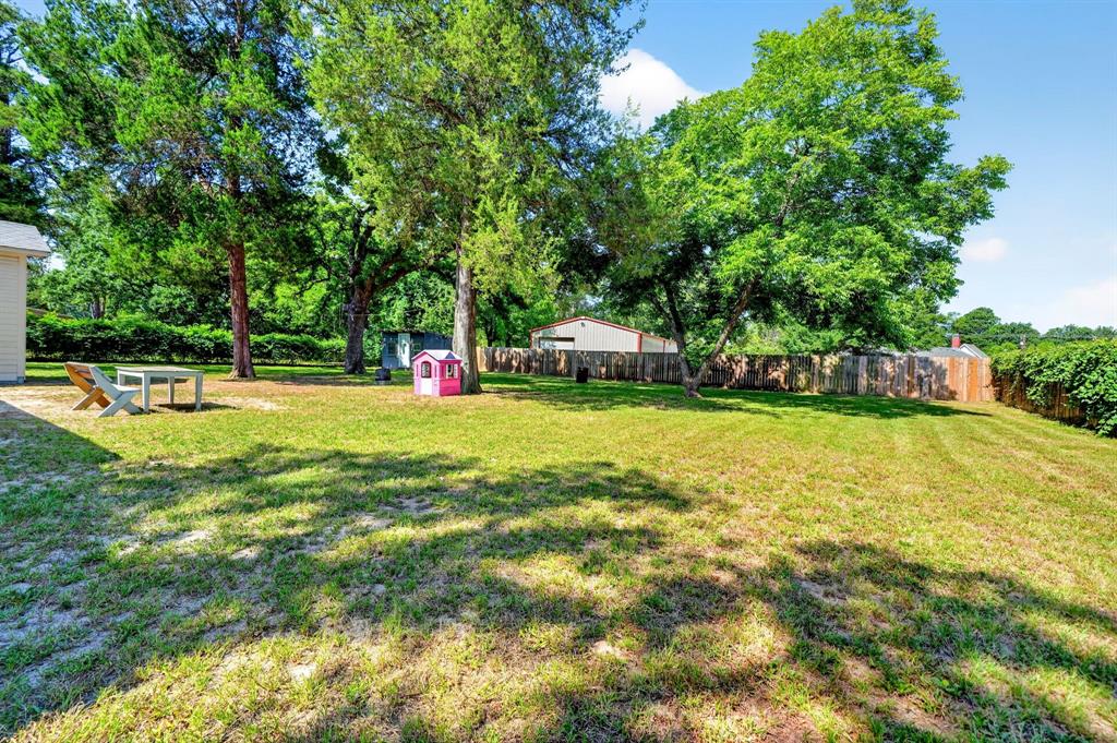 810 Edna Street Property Photo 24