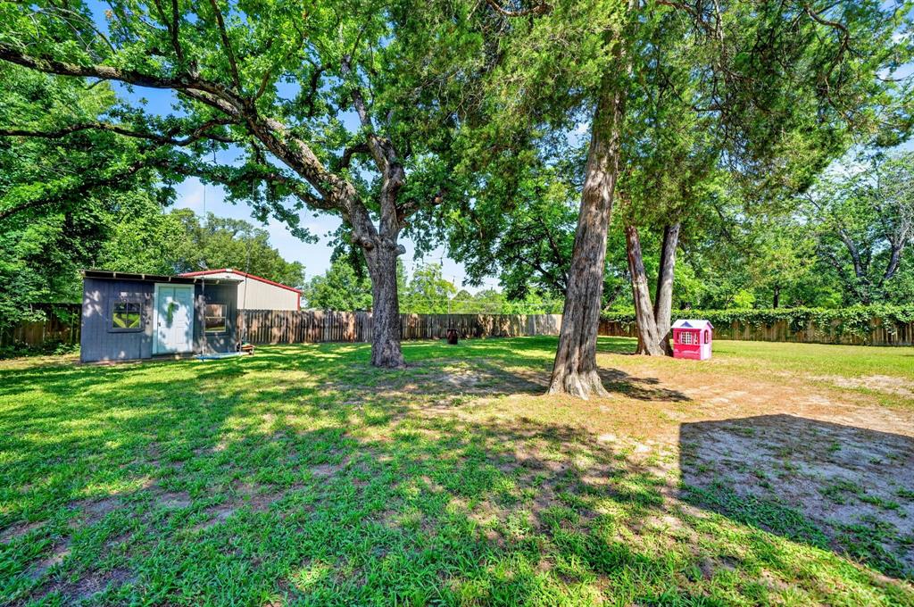810 Edna Street Property Photo 26