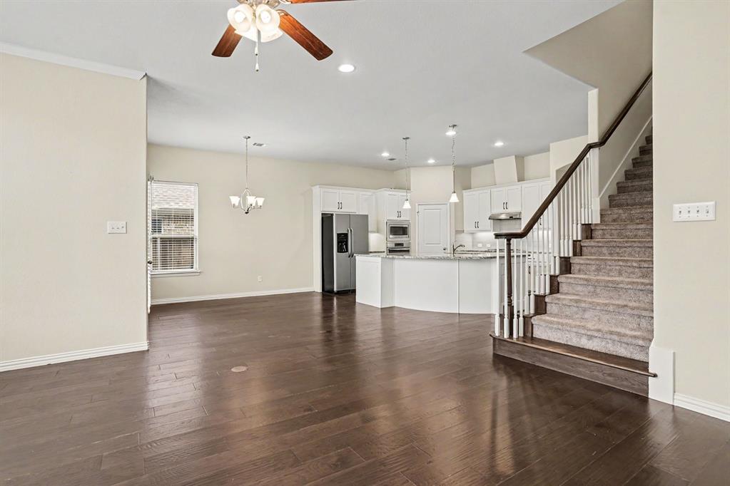 1729 Morning Mist Way Property Photo 8