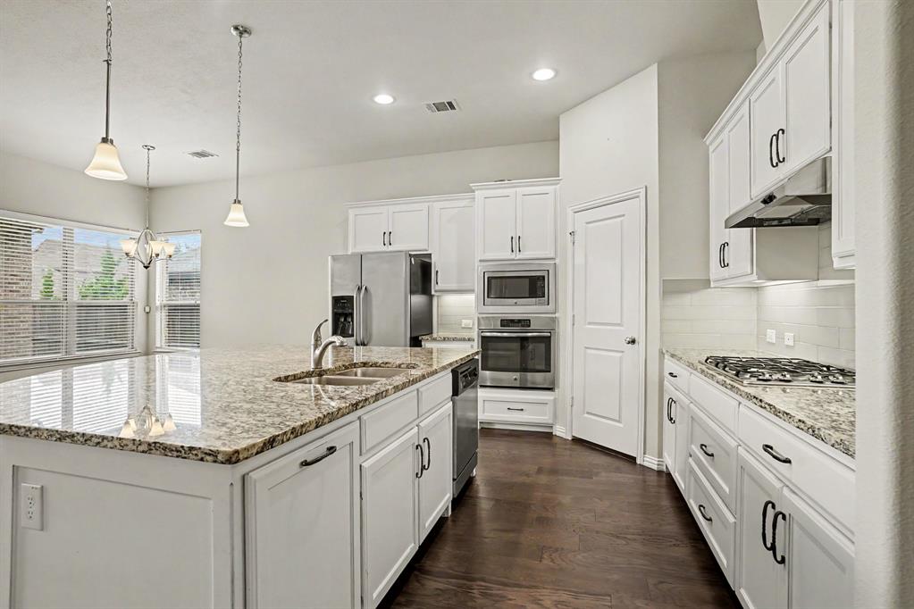 1729 Morning Mist Way Property Photo 13