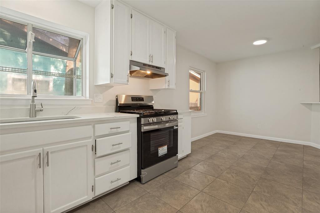3811 Rolinda Drive Property Photo 12