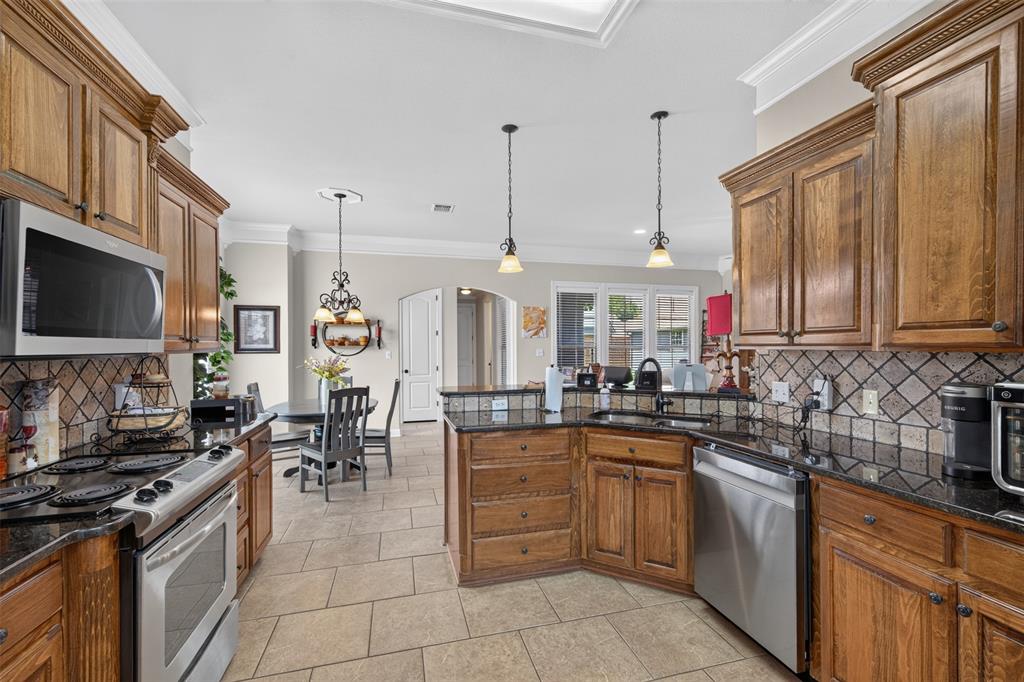 750 Hackberry Drive Property Photo 3