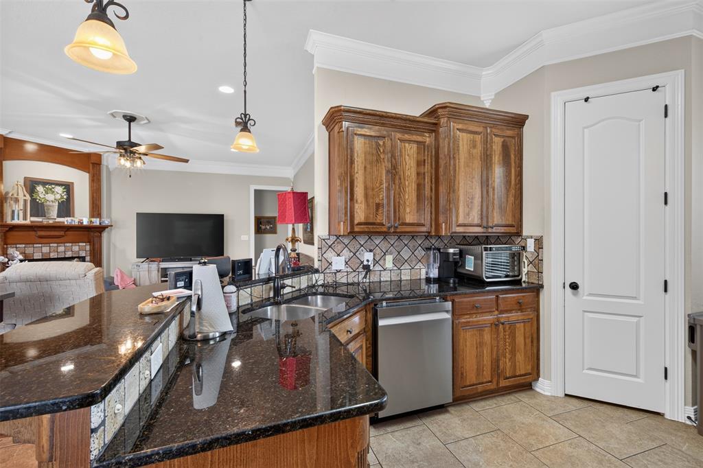 750 Hackberry Drive Property Photo 17