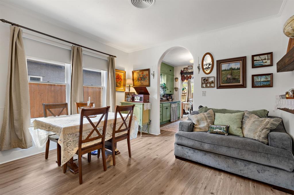 1712 Speedway Avenue Property Photo 8