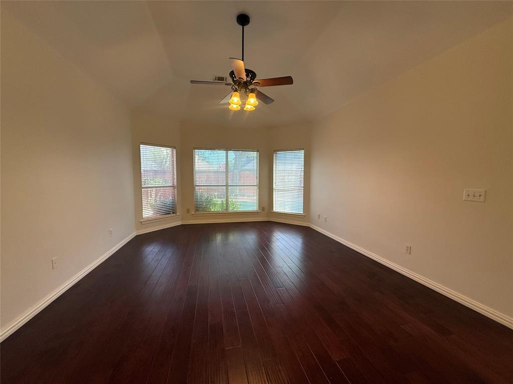 2316 Windy Ridge Court Property Photo 16