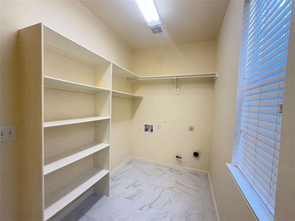 2316 Windy Ridge Court Property Photo 19