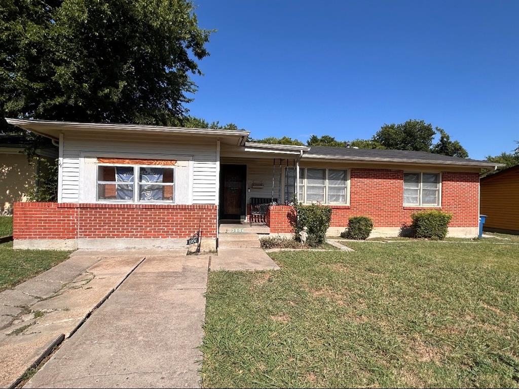 3904 Fortune Lane Property Photo 1