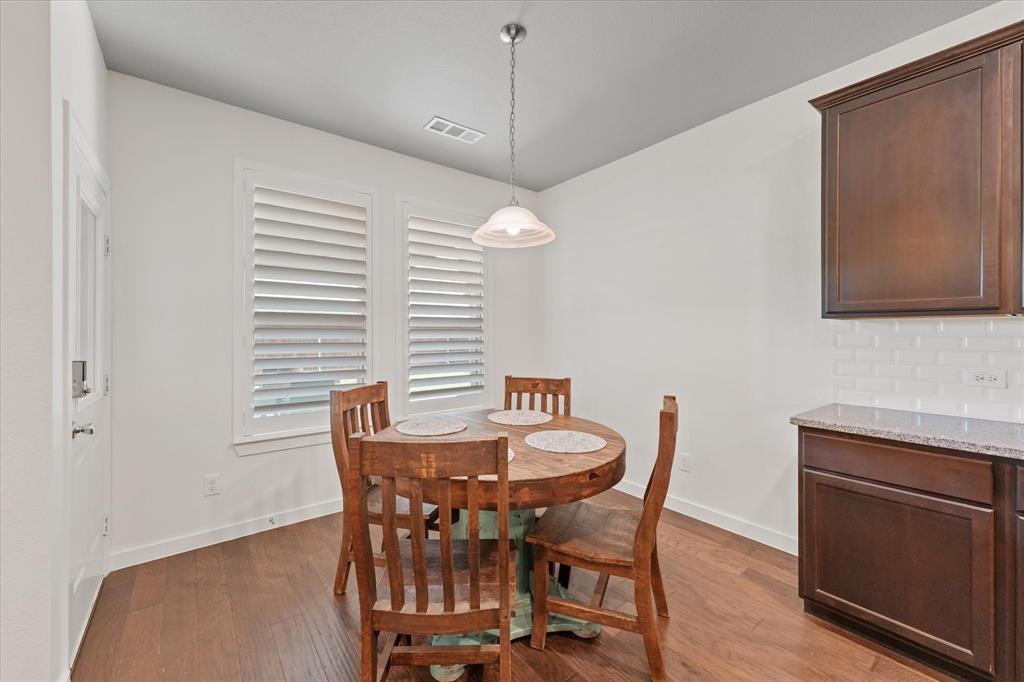 1836 Virtue Port Lane Property Photo 9