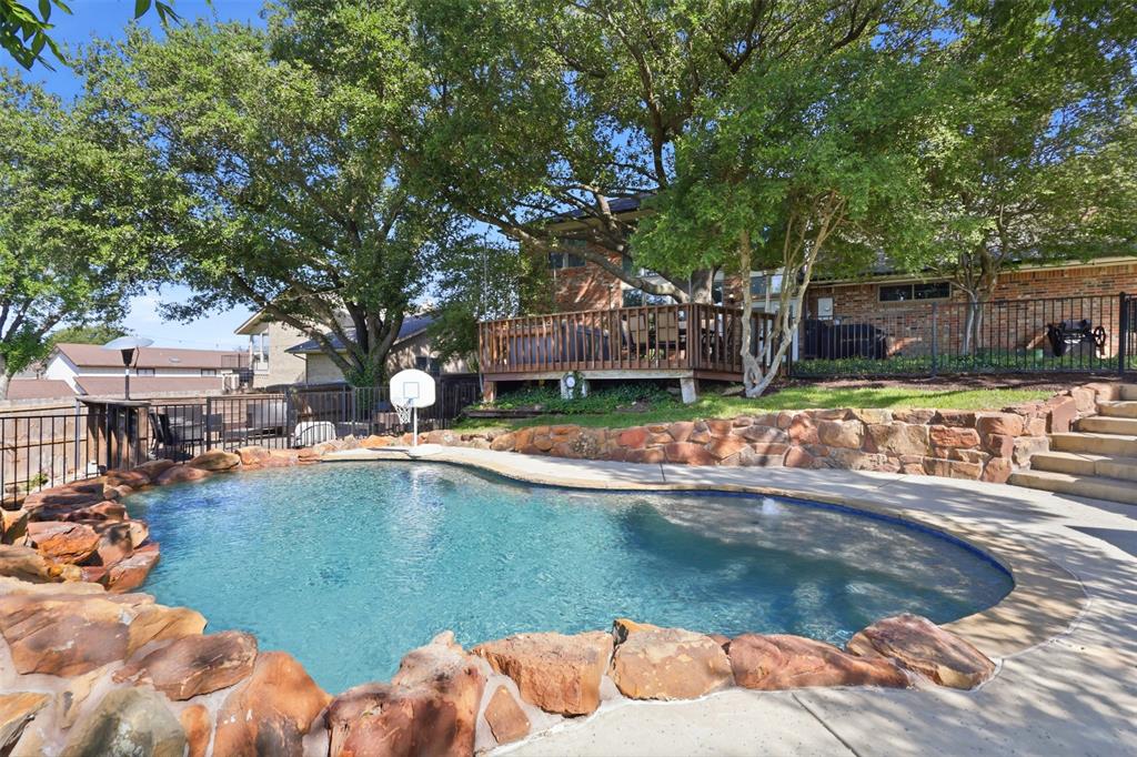 7621 Woodside Hill Property Photo 34