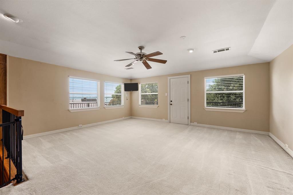 1501 S Lakeshore Drive Property Photo 12