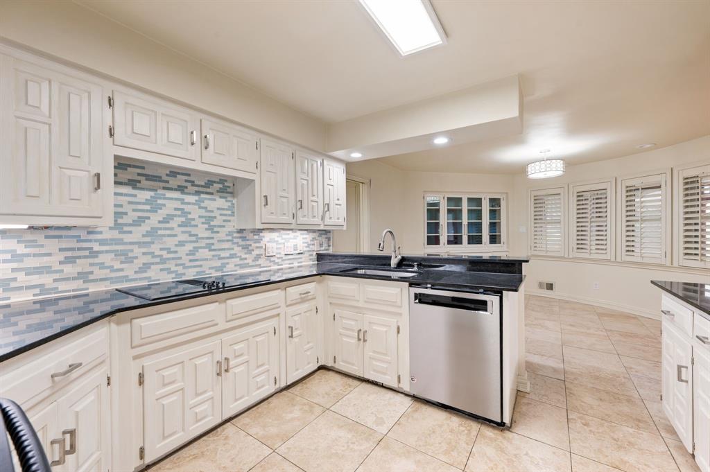 1501 S Lakeshore Drive Property Photo 16