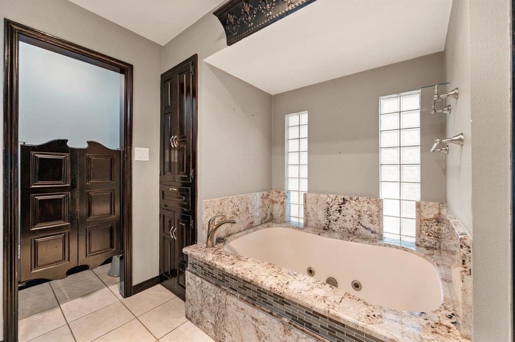 1501 S Lakeshore Drive Property Photo 25