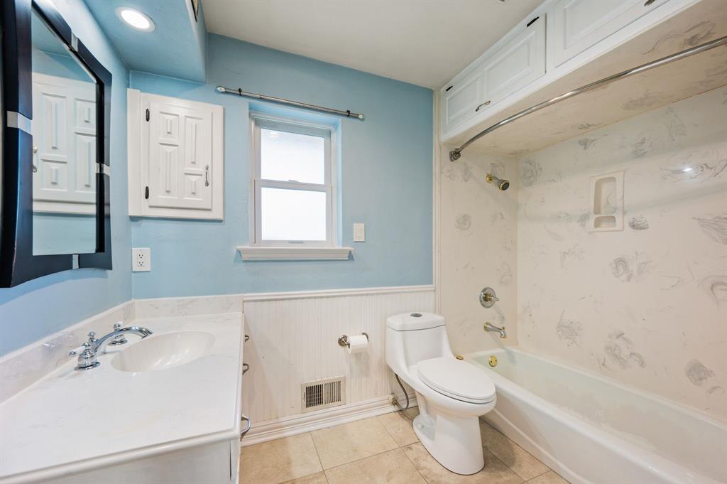 1501 S Lakeshore Drive Property Photo 28