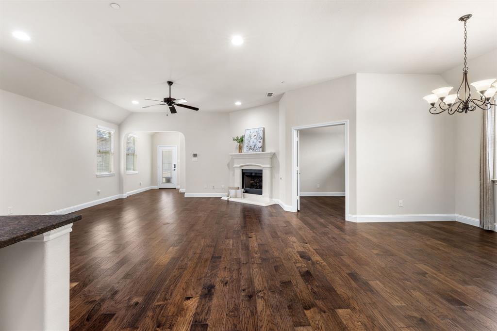 8641 Gracewood Drive Property Photo 8