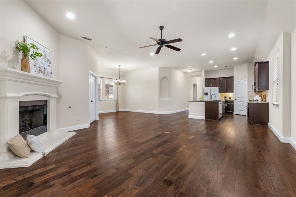 8641 Gracewood Drive Property Photo 14