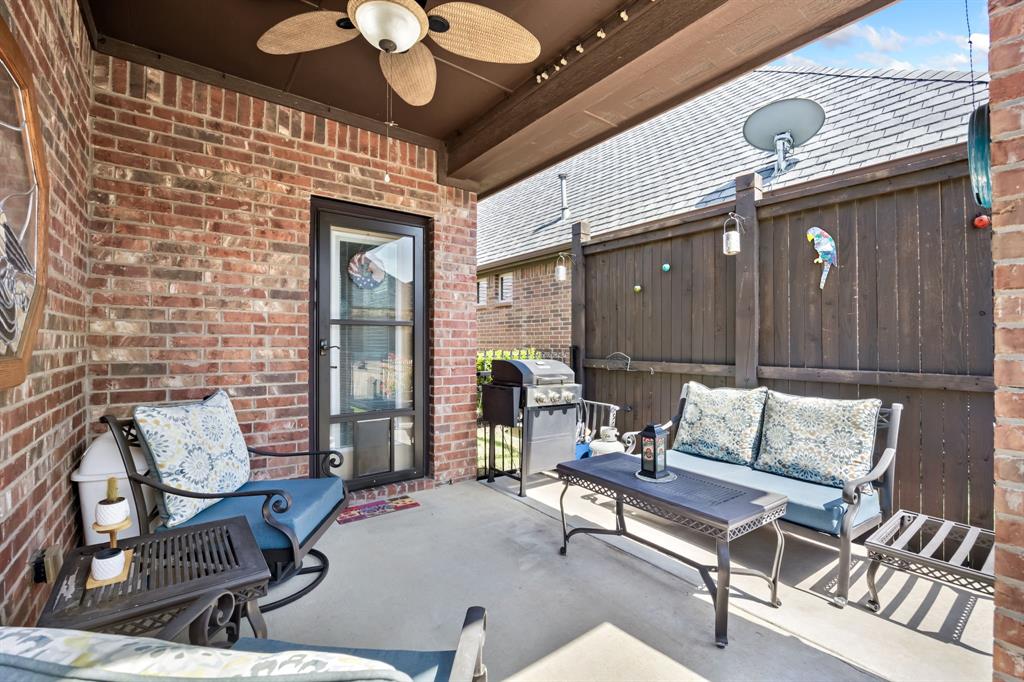 8641 Gracewood Drive Property Photo 26