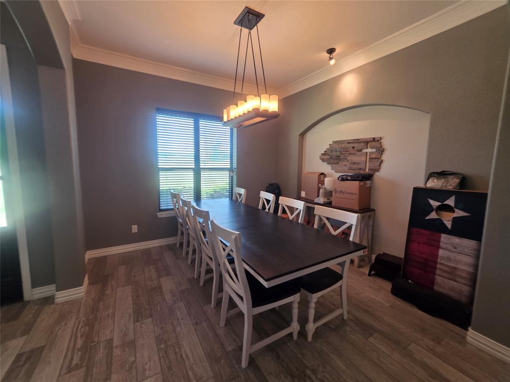 204 Jermyn Road Property Photo 8