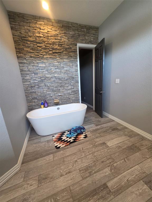 204 Jermyn Road Property Photo 29
