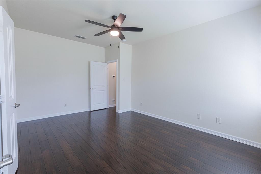 4833 Elkhart Drive Property Photo 10