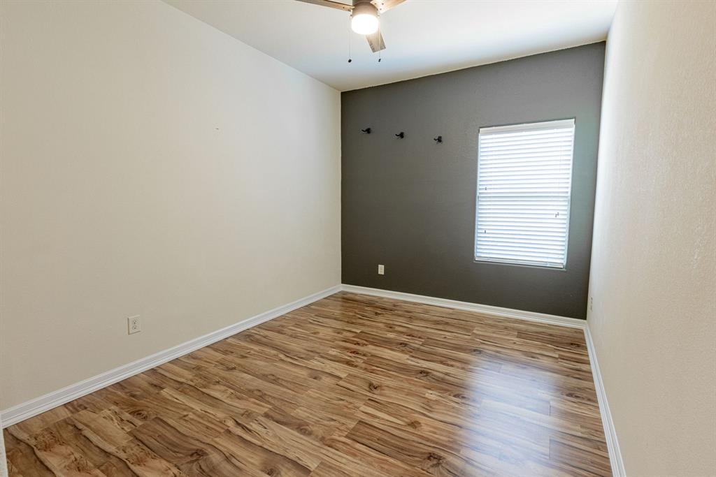 4833 Elkhart Drive Property Photo 14
