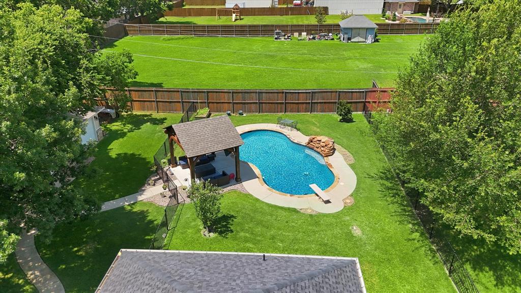 405 Lantern Ridge Property Photo 31