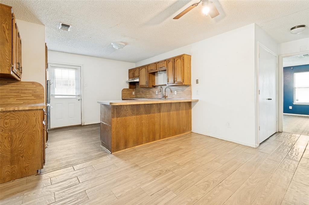 8507 Sugarberry Place Property Photo 6