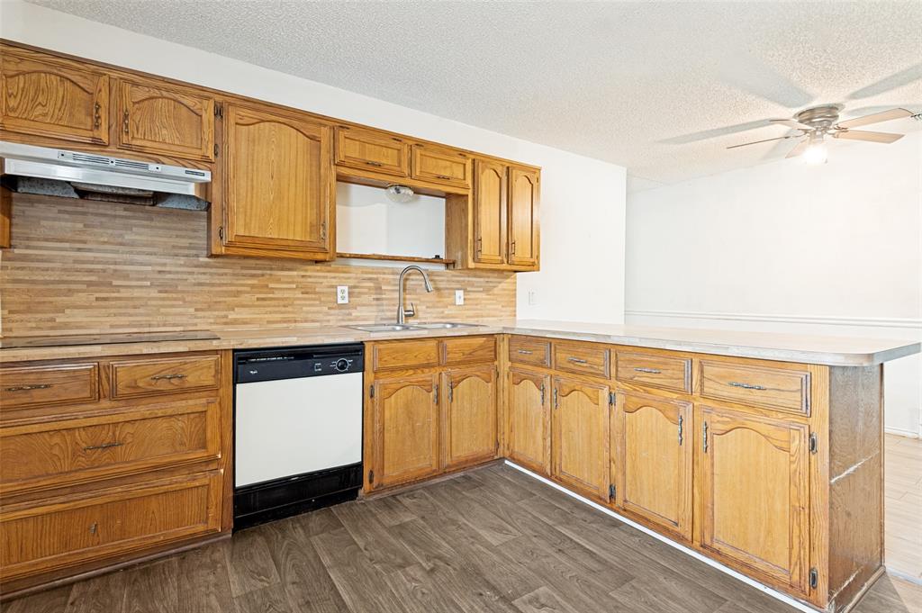 8507 Sugarberry Place Property Photo 8