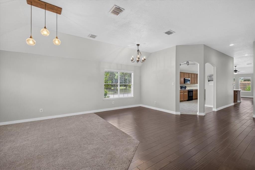 4034 Heavenly Way Property Photo 5