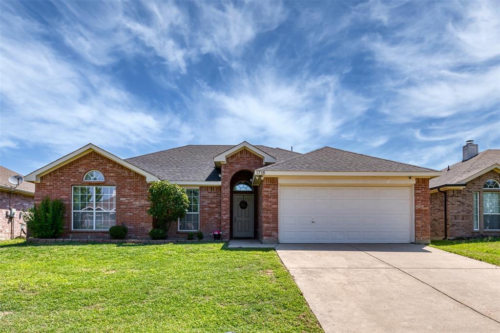 1718 La Caya Drive Property Photo 3