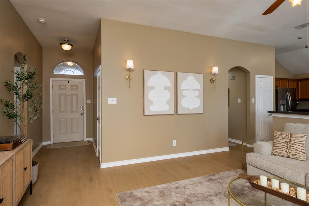 1718 La Caya Drive Property Photo 6