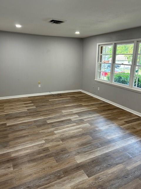 104 N Emberwood Drive Property Photo 4
