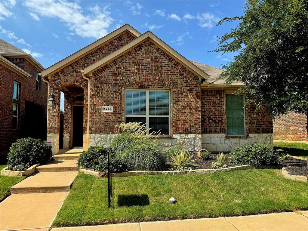 2453 Larimar Drive Property Photo 1