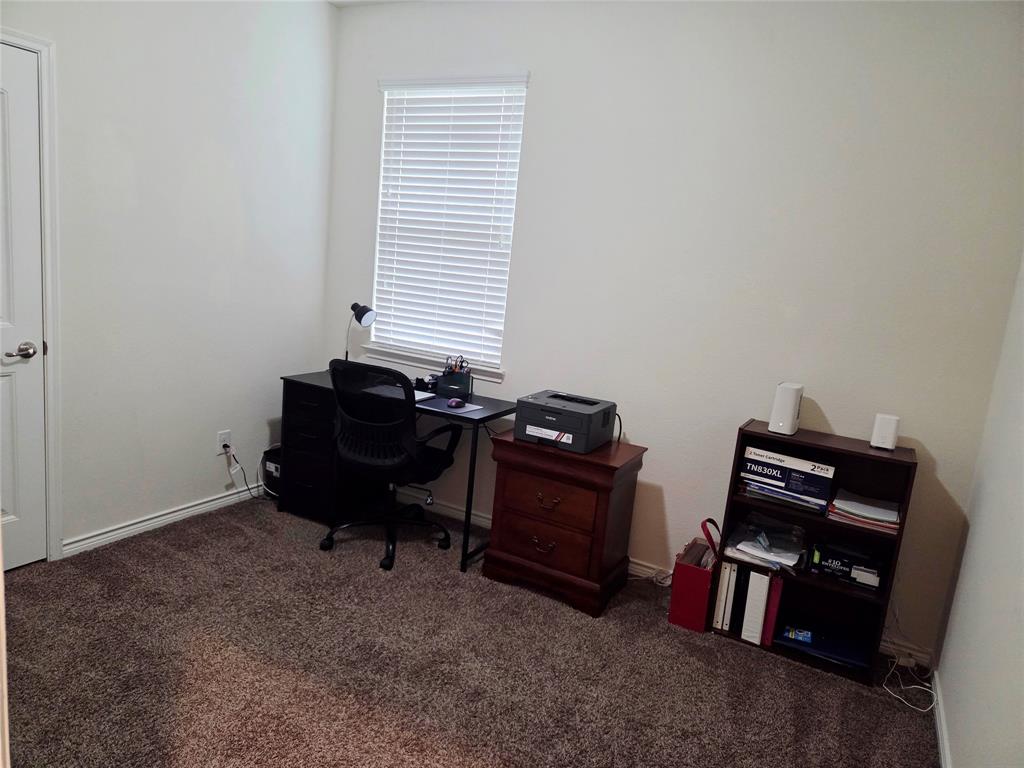 2453 Larimar Drive Property Photo 13