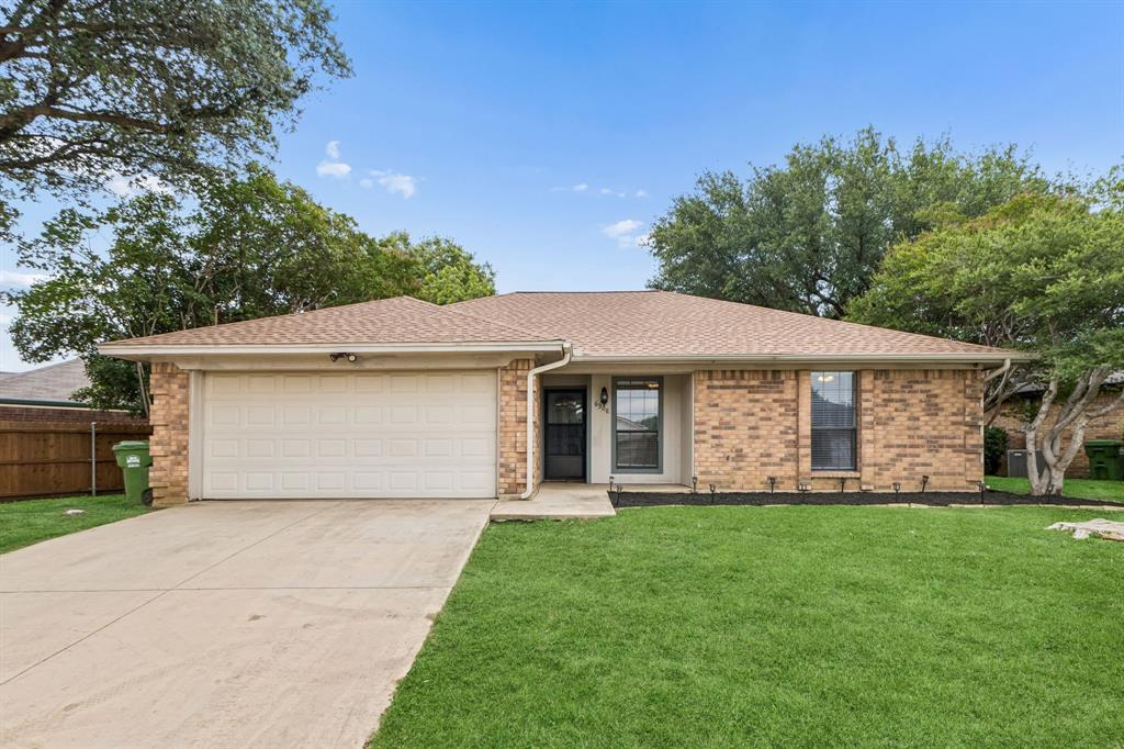 6308 Hunters Glen Drive Property Photo 1