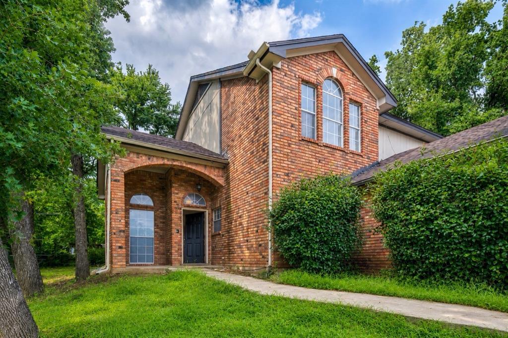 5112 Oak Gate Court Property Photo 2