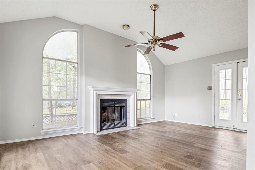 5112 Oak Gate Court Property Photo 8
