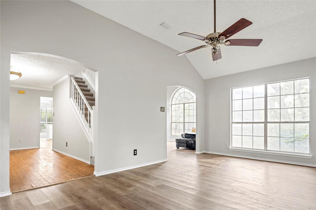 5112 Oak Gate Court Property Photo 9
