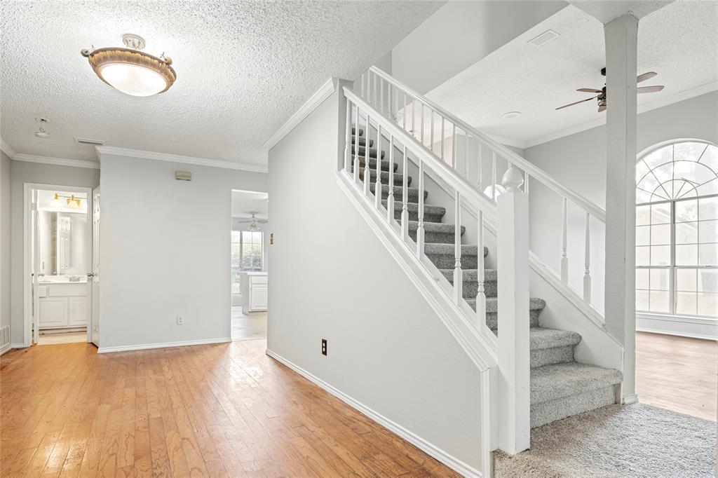 5112 Oak Gate Court Property Photo 11